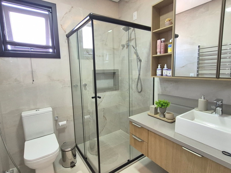 EXCELENTE CASA ALTO PADRÃO EM CONDOMÍNIO: 5ª foto da galeria de imagens do imóvel