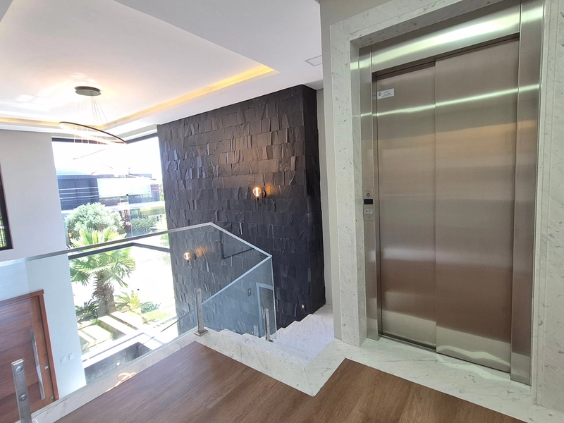 EXCELENTE CASA ALTO PADRÃO EM CONDOMÍNIO: 12ª foto da galeria de imagens do imóvel