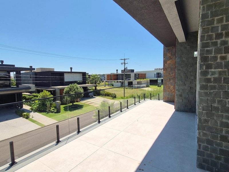 EXCELENTE CASA ALTO PADRÃO EM CONDOMÍNIO: 7ª foto da galeria de imagens do imóvel