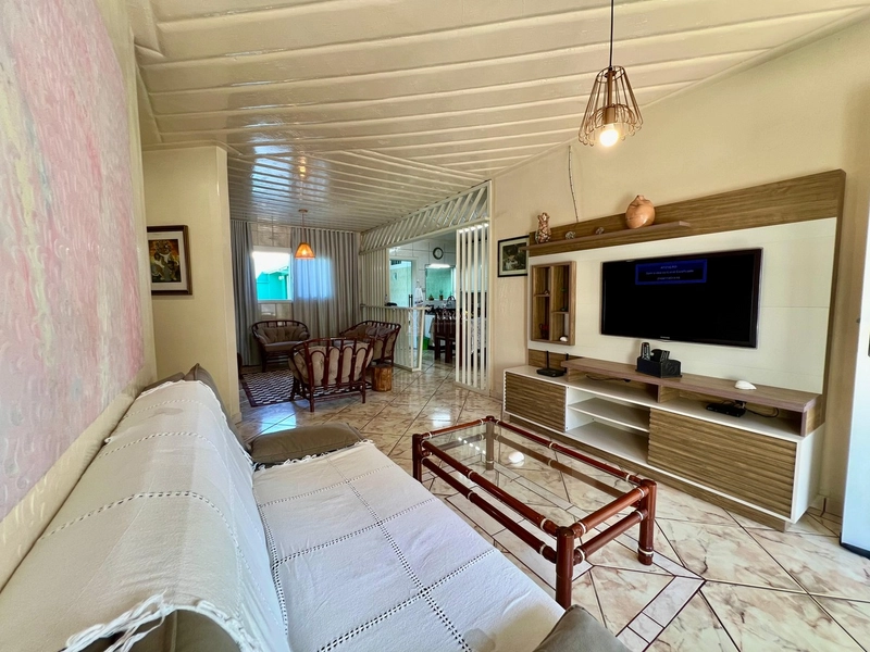 EXCELENTE CASA DE PRAIA PRÓXIMA AO MAR COM PISCINA: 24ª foto da galeria de imagens do imóvel