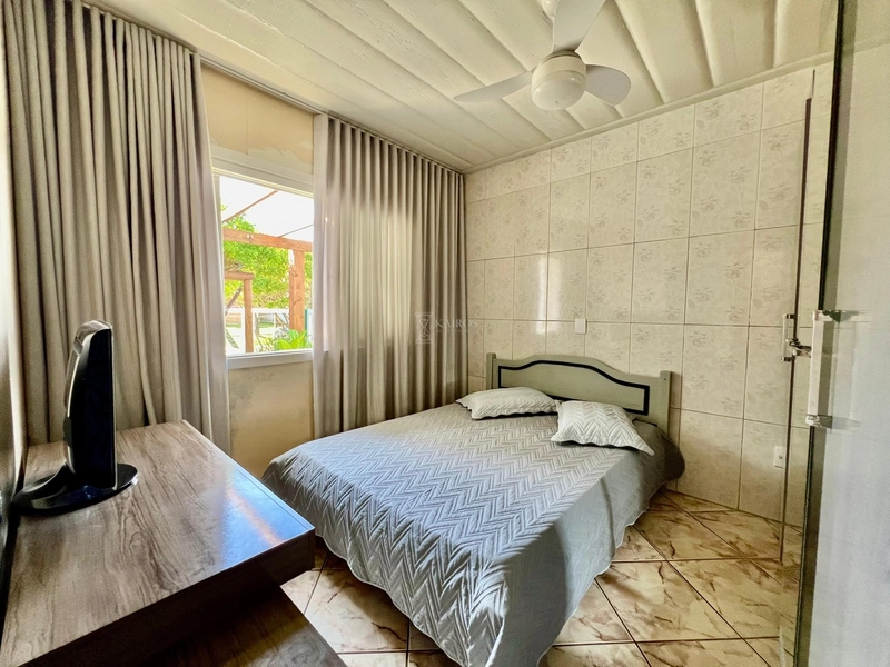 EXCELENTE CASA DE PRAIA PRÓXIMA AO MAR COM PISCINA: 20ª foto da galeria de imagens do imóvel