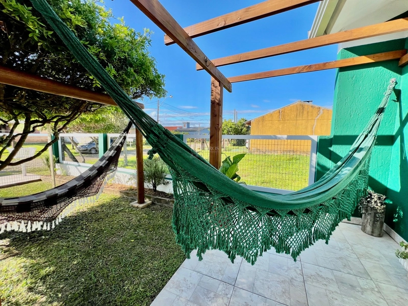 EXCELENTE CASA DE PRAIA PRÓXIMA AO MAR COM PISCINA: 28ª foto da galeria de imagens do imóvel
