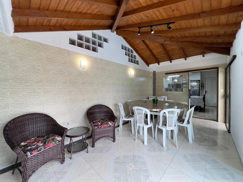 EXCELENTE CASA DE PRAIA PRÓXIMA AO MAR COM PISCINA: 48ª foto da galeria de imagens do imóvel