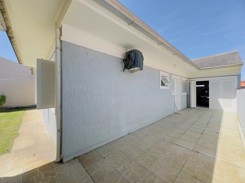 EXCELENTE CASA DE PRAIA EM LAJE PRÓXIMA AO MAR: 21ª foto da galeria de imagens do imóvel