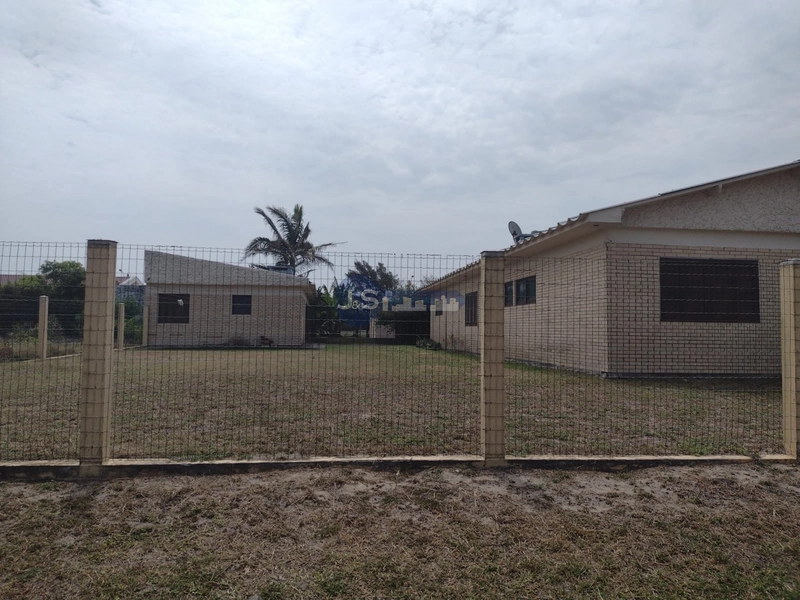 Excelente casa em lage com 2 terrenos: 3ª foto da galeria de imagens do imóvel