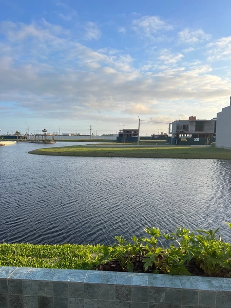 EXCELENTE CASA EM CONDOMÍNIO ALTO PADRÃO COM PISCINA : 16ª foto da galeria de imagens do imóvel