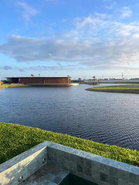 EXCELENTE CASA EM CONDOMÍNIO ALTO PADRÃO COM PISCINA : 24ª foto da galeria de imagens do imóvel