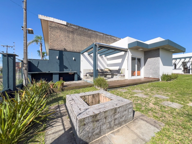 EXCELENTE CASA DE PRAIA COM PISCINA PRÓXIMA DO MAR: 15ª foto da galeria de imagens do imóvel