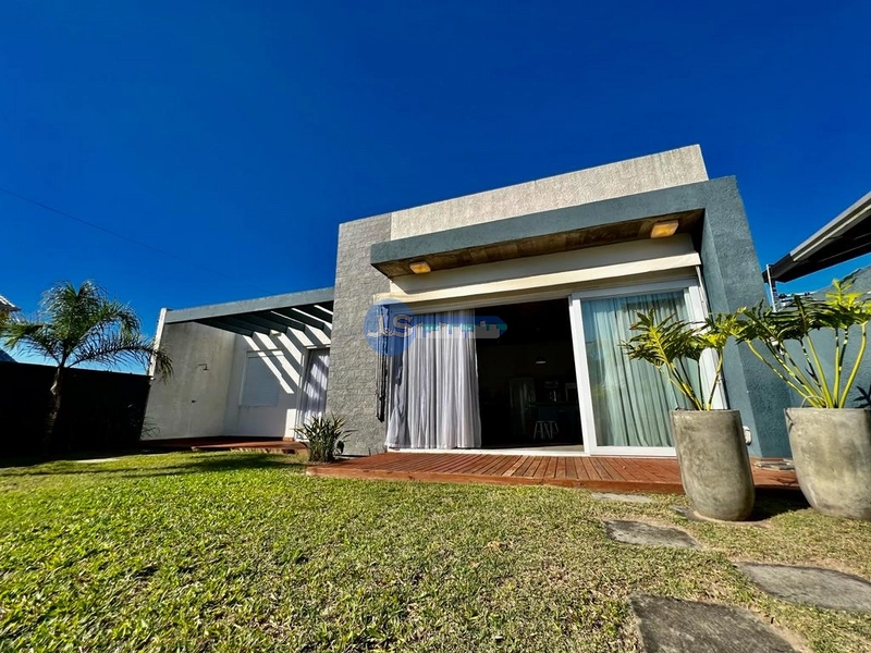 EXCELENTE CASA DE PRAIA COM PISCINA PRÓXIMA DO MAR: 11ª foto da galeria de imagens do imóvel