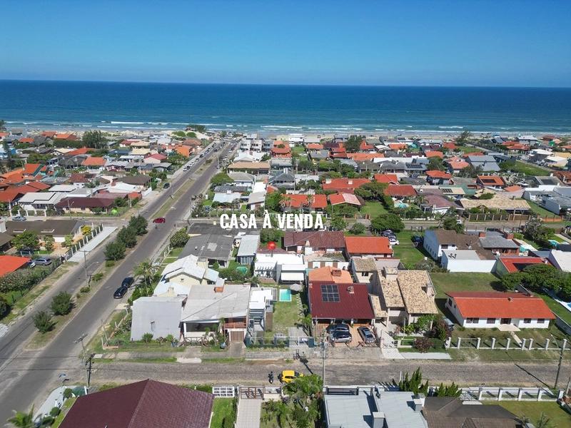 EXCELENTE CASA DE PRAIA COM PISCINA PRÓXIMA DO MAR: 10ª foto da galeria de imagens do imóvel