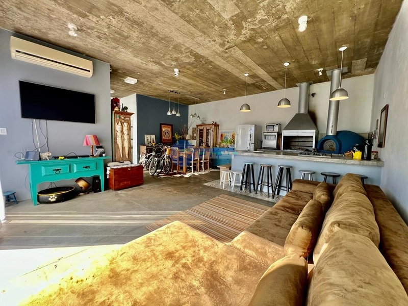 EXCELENTE CASA DE PRAIA COM PISCINA PRÓXIMA DO MAR: 13ª foto da galeria de imagens do imóvel