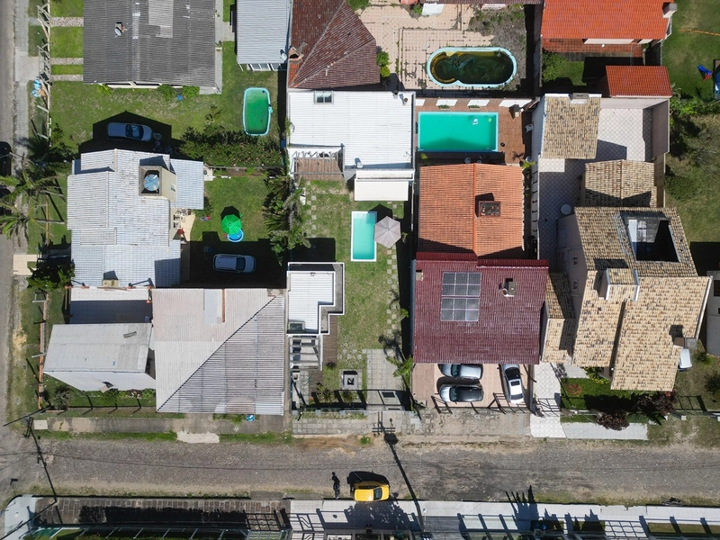 EXCELENTE CASA DE PRAIA COM PISCINA PRÓXIMA DO MAR: 5ª foto da galeria de imagens do imóvel