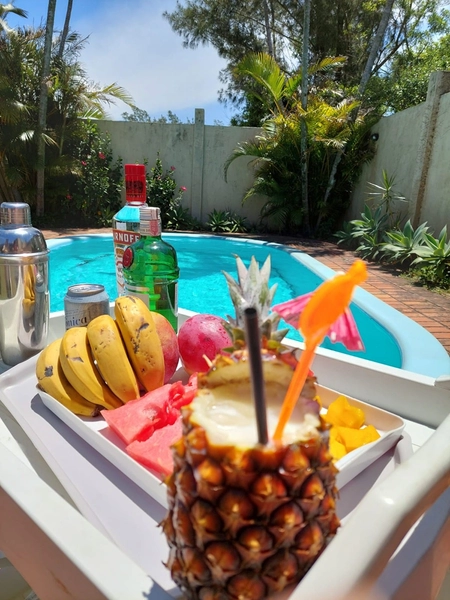 CASA DE PRAIA COM PISCINA E DOIS TERRENOS : 3ª foto da galeria de imagens do imóvel