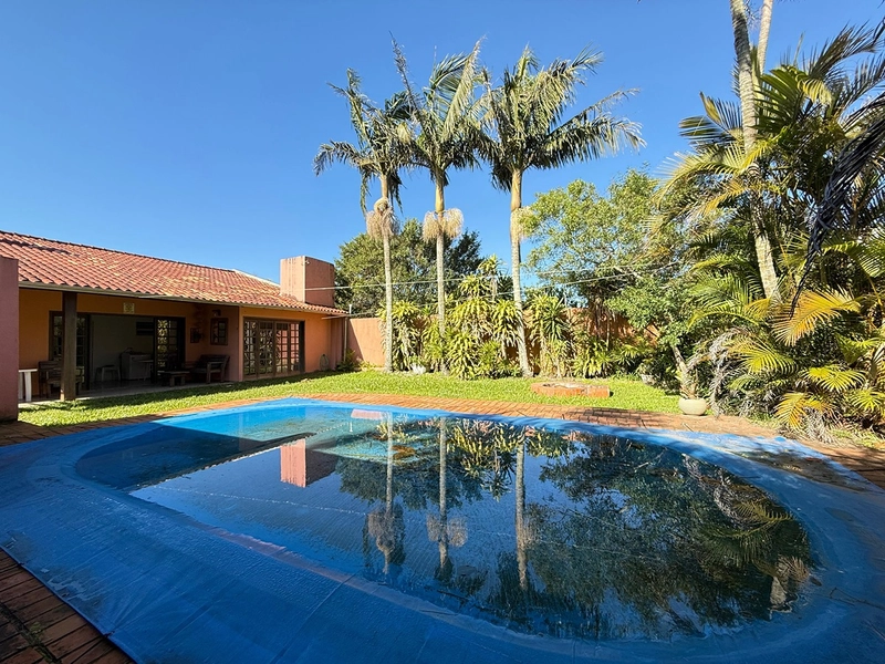 CASA DE PRAIA COM PISCINA E DOIS TERRENOS : 14ª foto da galeria de imagens do imóvel