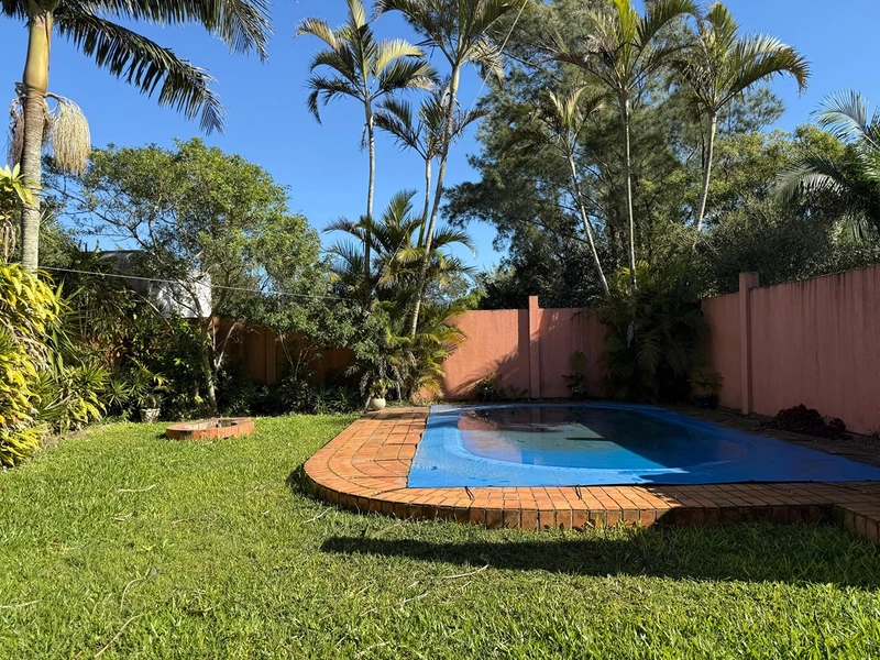 CASA DE PRAIA COM PISCINA E DOIS TERRENOS : 15ª foto da galeria de imagens do imóvel