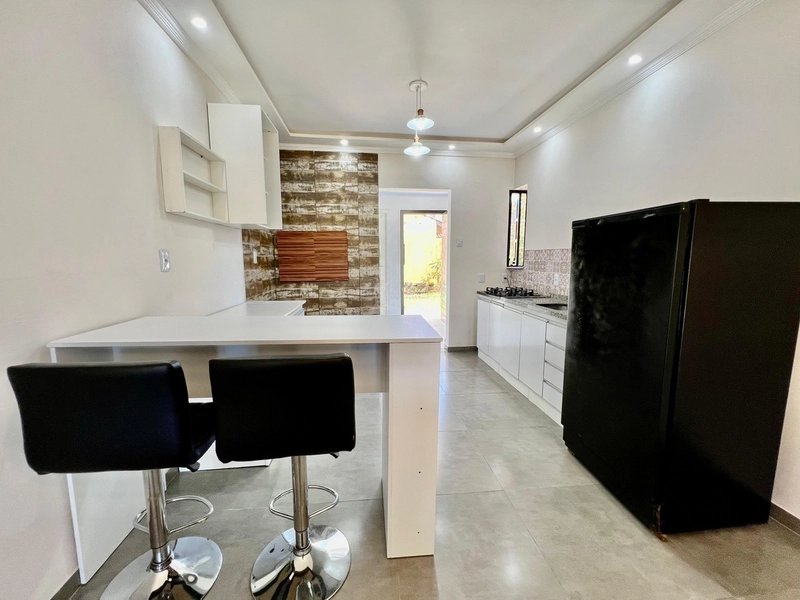 CASA DE PRAIA EM LAJE: 1ª foto da galeria de imagens do imóvel
