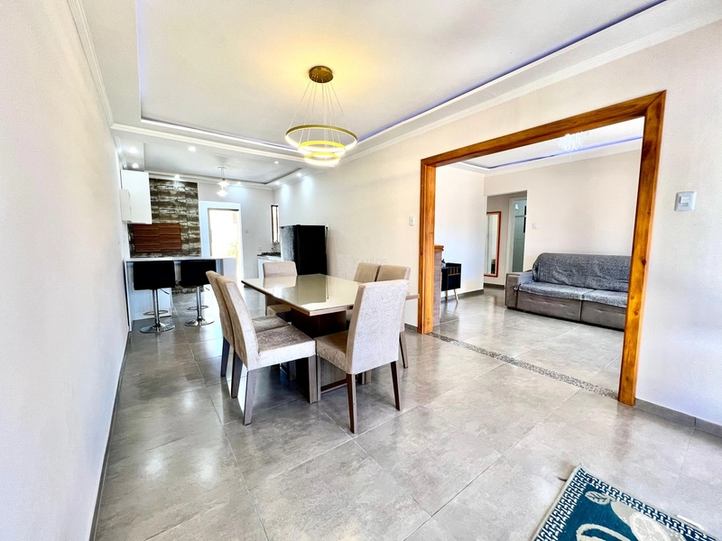 CASA DE PRAIA EM LAJE: 10ª foto da galeria de imagens do imóvel