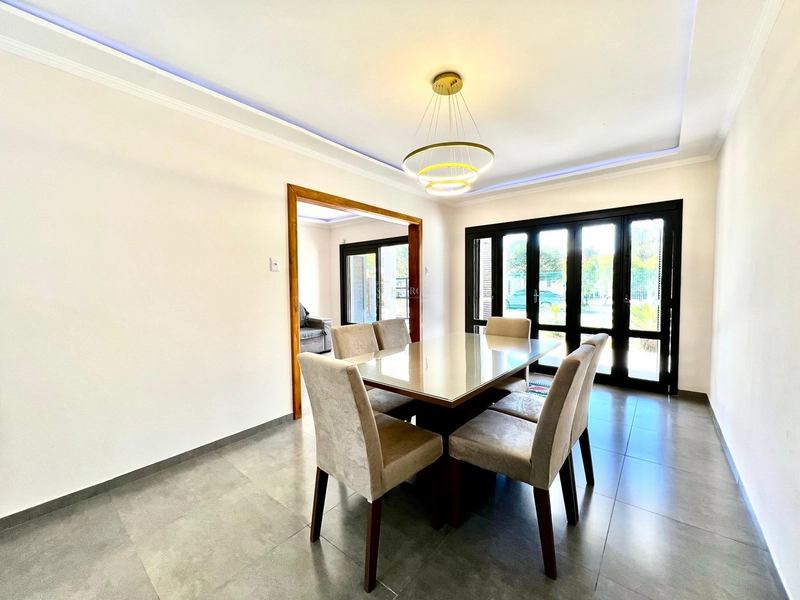 CASA DE PRAIA EM LAJE: 11ª foto da galeria de imagens do imóvel
