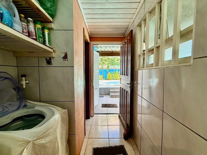 EXCELENTE CASA COM PISCINA: 23ª foto da galeria de imagens do imóvel