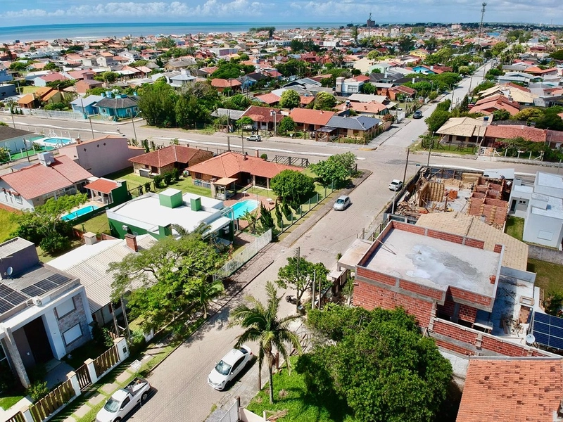 EXCELENTE CASA COM PISCINA: 28ª foto da galeria de imagens do imóvel