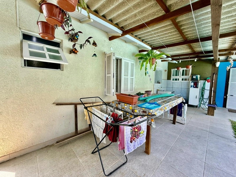 EXCELENTE CASA COM PISCINA: 25ª foto da galeria de imagens do imóvel