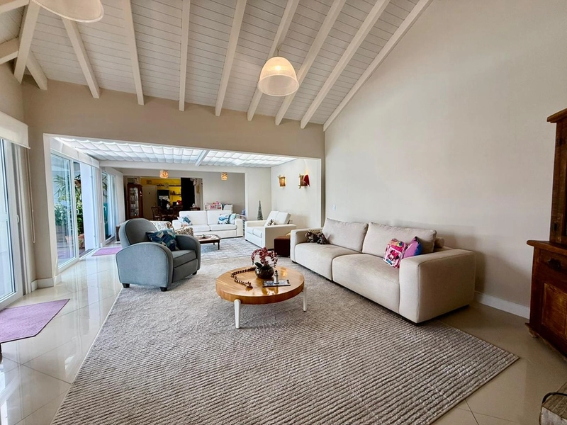 EXCELENTE CASA DE PRAIA PRÓXIMA AO MAR COM PISCINA: 23ª foto da galeria de imagens do imóvel