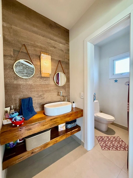 EXCELENTE CASA DE PRAIA PRÓXIMA AO MAR COM PISCINA: 38ª foto da galeria de imagens do imóvel