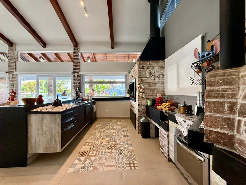 EXCELENTE CASA DE PRAIA PRÓXIMA AO MAR COM PISCINA: 49ª foto da galeria de imagens do imóvel