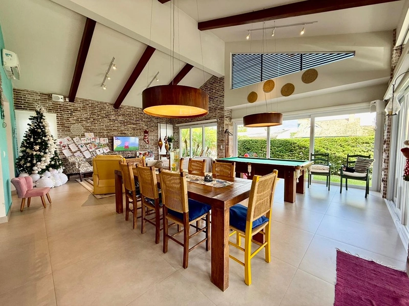 EXCELENTE CASA DE PRAIA PRÓXIMA AO MAR COM PISCINA: 42ª foto da galeria de imagens do imóvel