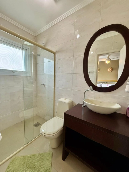 EXCELENTE CASA DE PRAIA PRÓXIMA AO MAR COM PISCINA: 27ª foto da galeria de imagens do imóvel