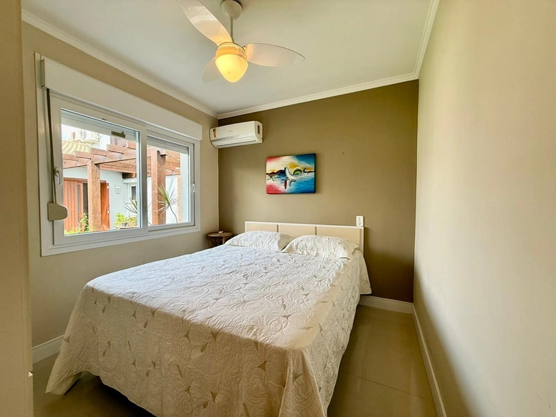 EXCELENTE CASA DE PRAIA PRÓXIMA AO MAR COM PISCINA: 32ª foto da galeria de imagens do imóvel