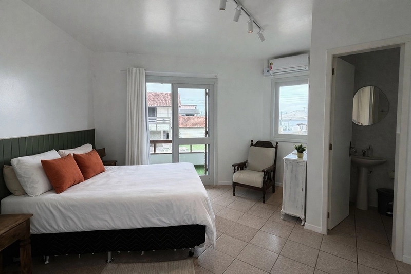 EXCELENTE SOBRADO NA AREIA : 15ª foto da galeria de imagens do imóvel