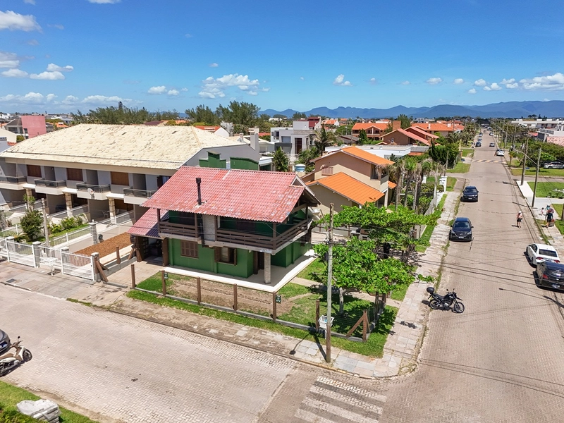 CASA DE PRAIA PROXÍMA AO MAR: 12ª foto da galeria de imagens do imóvel