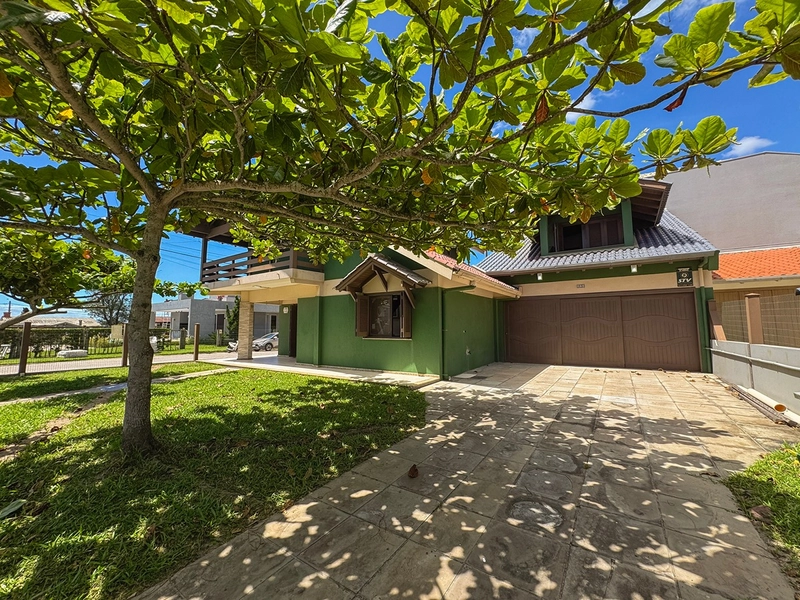 CASA DE PRAIA PROXÍMA AO MAR: 1ª foto da galeria de imagens do imóvel