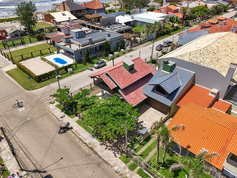 CASA DE PRAIA PROXÍMA AO MAR: 4ª foto da galeria de imagens do imóvel