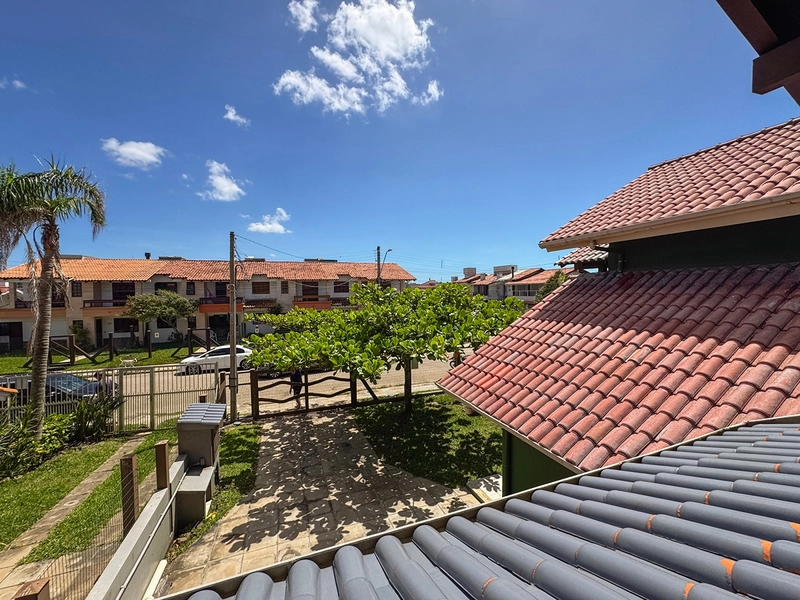 CASA DE PRAIA PROXÍMA AO MAR: 13ª foto da galeria de imagens do imóvel