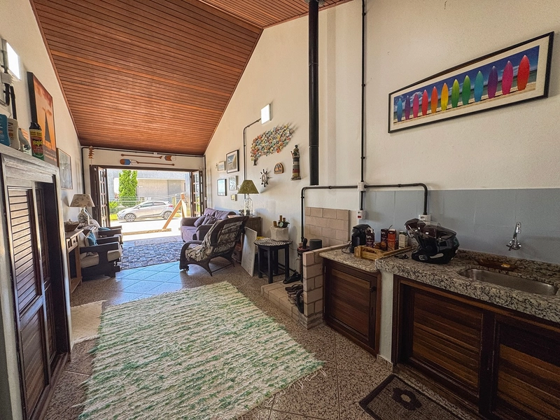 CASA DE PRAIA PROXÍMA AO MAR: 14ª foto da galeria de imagens do imóvel