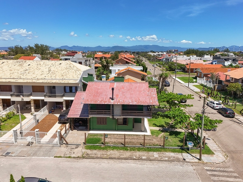 CASA DE PRAIA PROXÍMA AO MAR: 10ª foto da galeria de imagens do imóvel