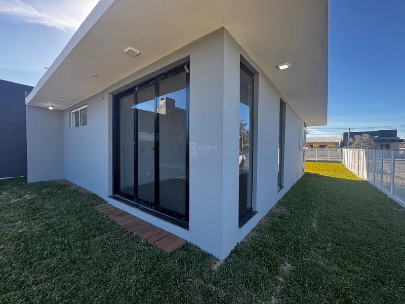 CASA DE PRAIA EM FASE DE ACABAMENTO: 13ª foto da galeria de imagens do imóvel