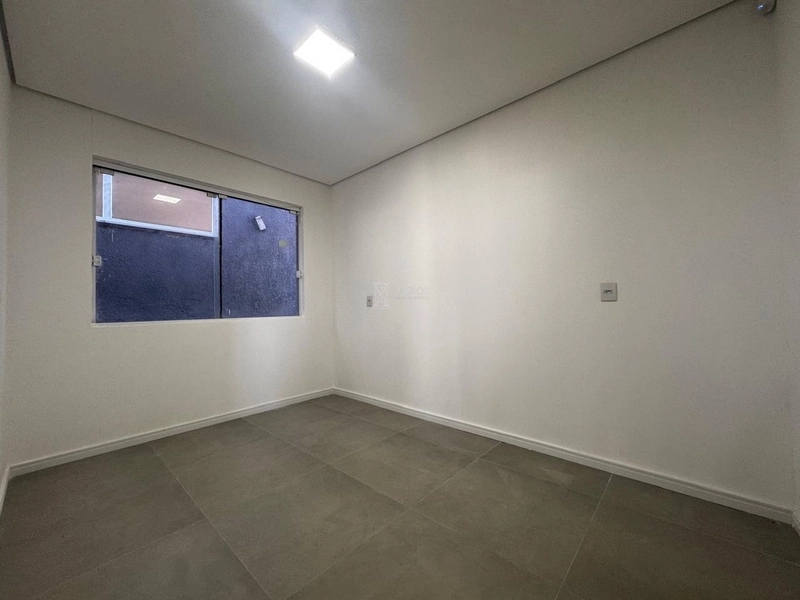 CASA DE PRAIA EM FASE DE ACABAMENTO: 4ª foto da galeria de imagens do imóvel