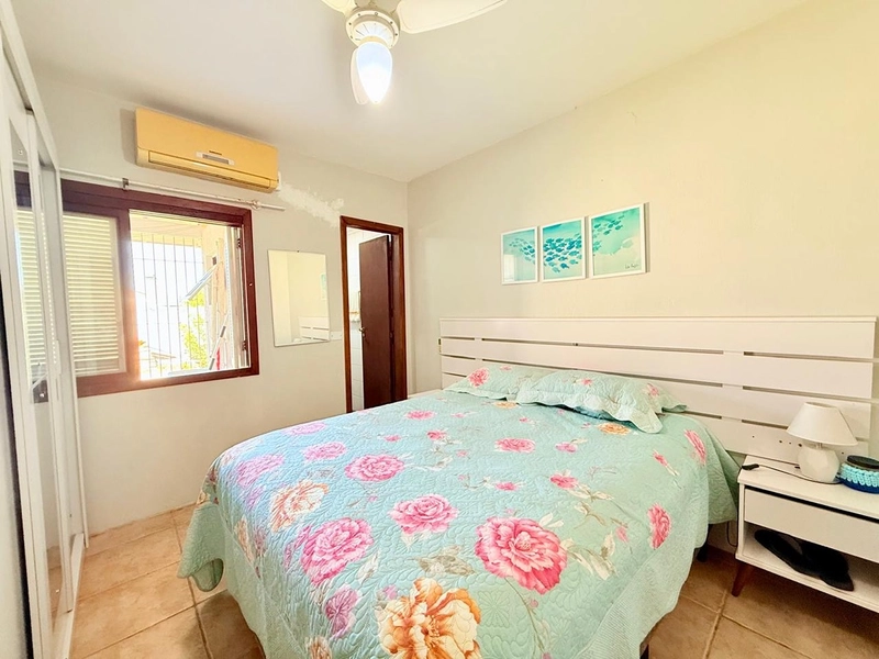 EXCELENTE CASA DE PRAIA PRÓXIMA AO MAR COM PISCINA: 31ª foto da galeria de imagens do imóvel