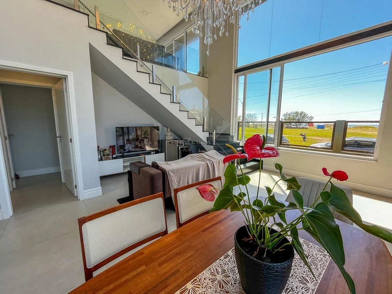 EXCELENTE CASA PRÓXIMA AO MAR: 13ª foto da galeria de imagens do imóvel