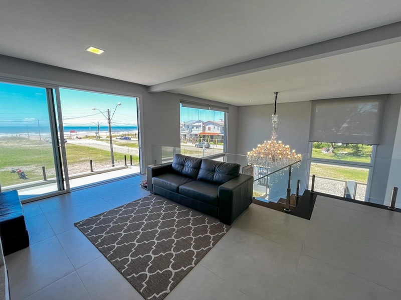 EXCELENTE CASA PRÓXIMA AO MAR: 33ª foto da galeria de imagens do imóvel