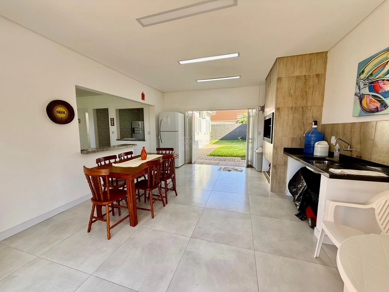 CASA DE PRAIA PRÓXIMA AO MAR: 25ª foto da galeria de imagens do imóvel