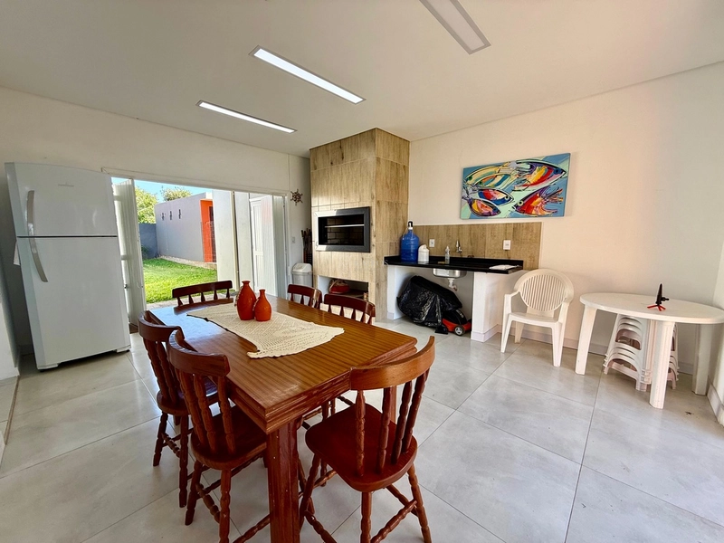 CASA DE PRAIA PRÓXIMA AO MAR: 24ª foto da galeria de imagens do imóvel
