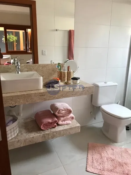 EXCELENTE CASA EM LAJE PRÓXIMO AO MAR: 5ª foto da galeria de imagens do imóvel
