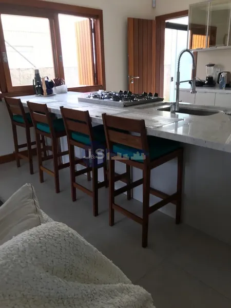 EXCELENTE CASA EM LAJE PRÓXIMO AO MAR: 18ª foto da galeria de imagens do imóvel