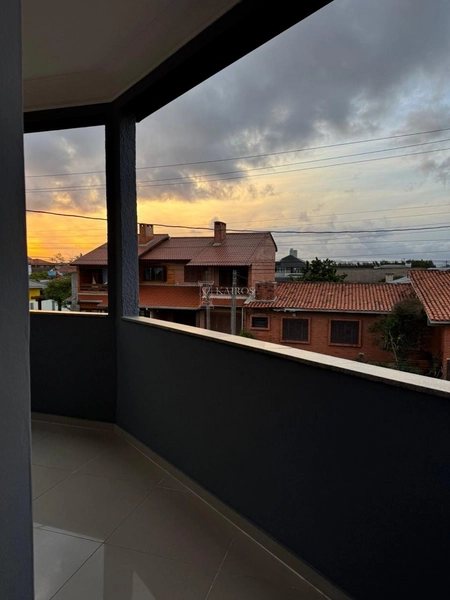 SOBRADO PRÓXIMO AO MAR: 4ª foto da galeria de imagens do imóvel