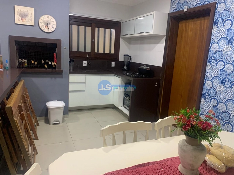 SOBRADO PRÓXIMO AO MAR: 14ª foto da galeria de imagens do imóvel