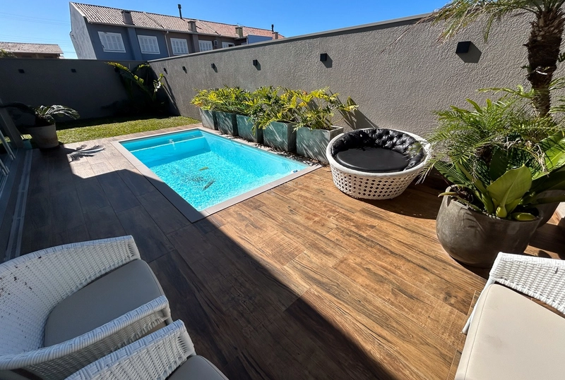 EXCELENTE CASA DE PRAIA COM PISCINA PERTINHO DO MAR: 4ª foto da galeria de imagens do imóvel